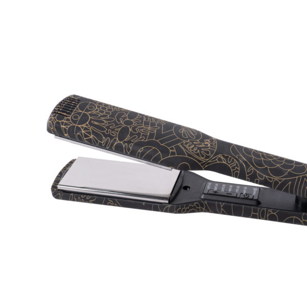 Amika Wide Plate Titanium styler
